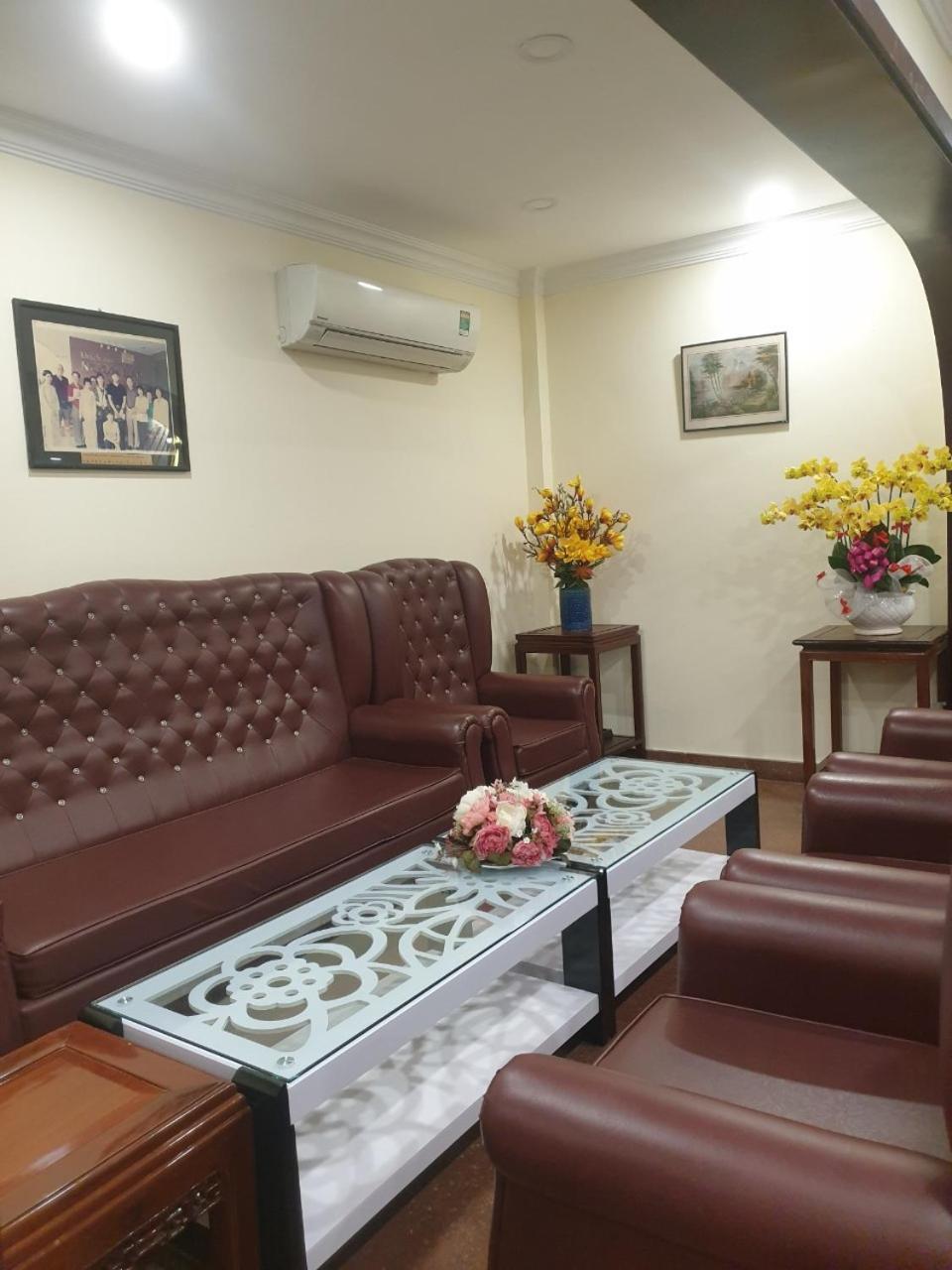 Ngoc Lan Hotel Ho Chi Minh City Exterior photo