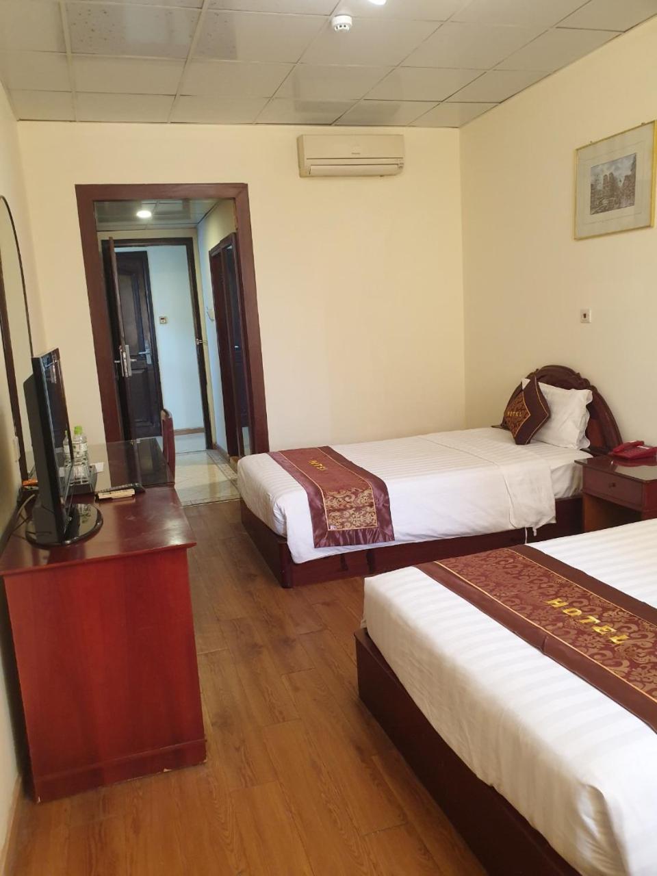 Ngoc Lan Hotel Ho Chi Minh City Exterior photo